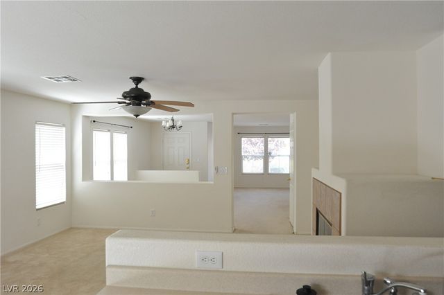 8228 Corset Creek Street, Las Vegas, NV 89131