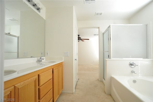 8228 Corset Creek Street, Las Vegas, NV 89131