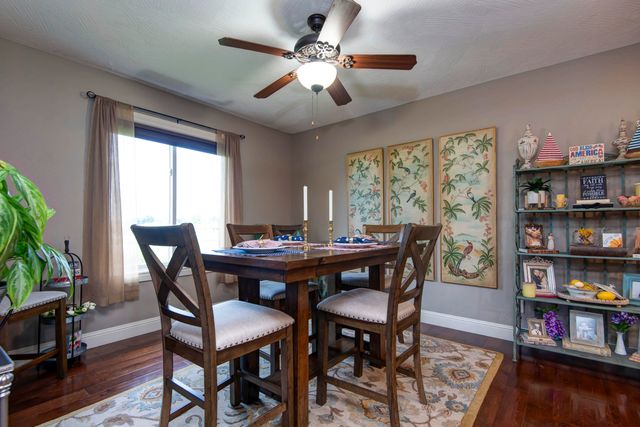 4604 E Kentbrook Drive, Springfield, MO 65802