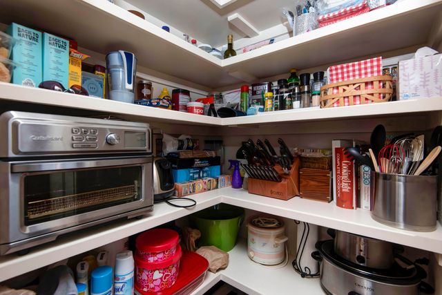 4604 E Kentbrook Drive, Springfield, MO 65802