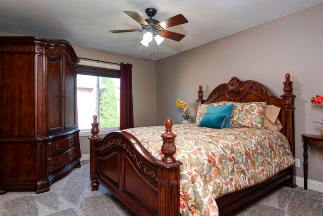4604 E Kentbrook Drive, Springfield, MO 65802