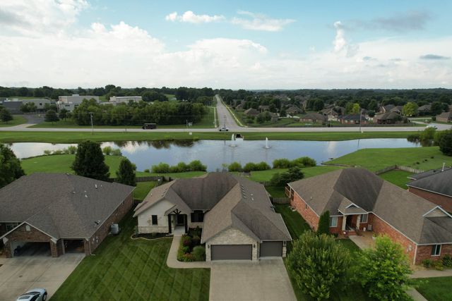4604 E Kentbrook Drive, Springfield, MO 65802