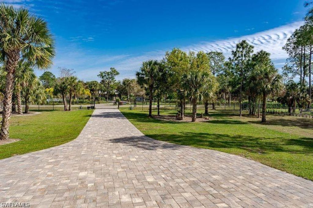 709 15th ST SW, NAPLES, FL 34117 — photo 3