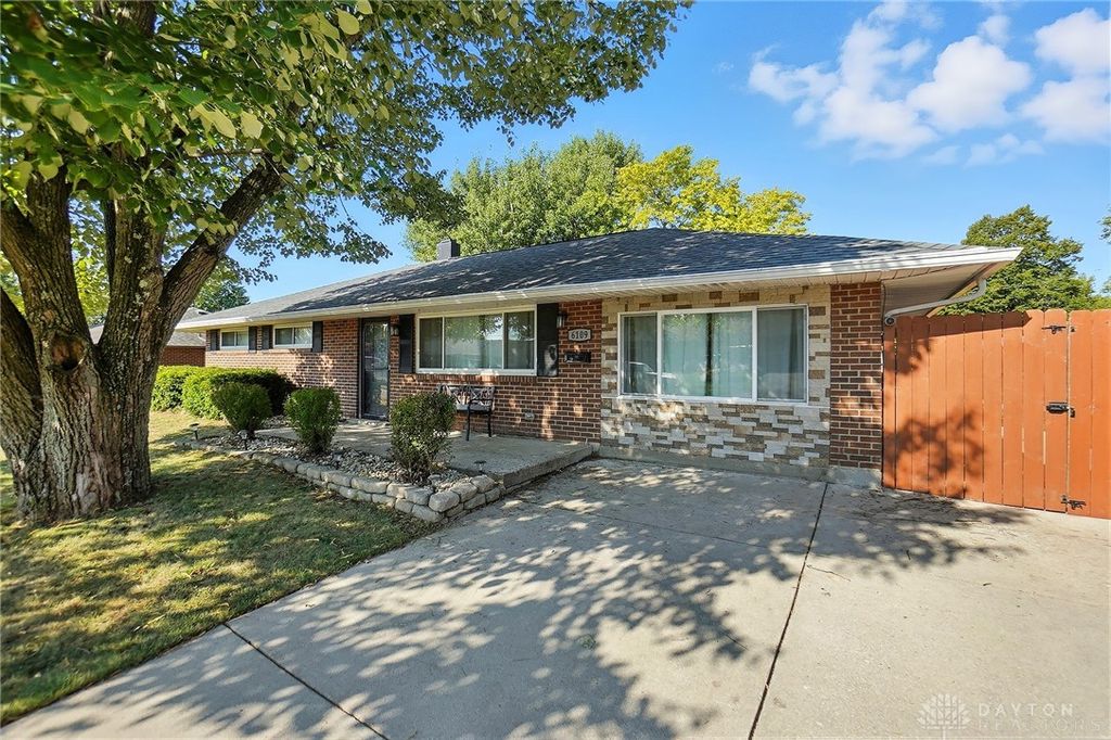 6109 Ansbury Drive, Dayton, OH 45424