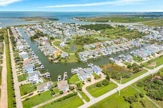 3635 Cove Lane, Galveston, TX 77554