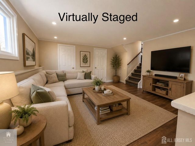 10 Charles Place, Pennsville, NJ 08070