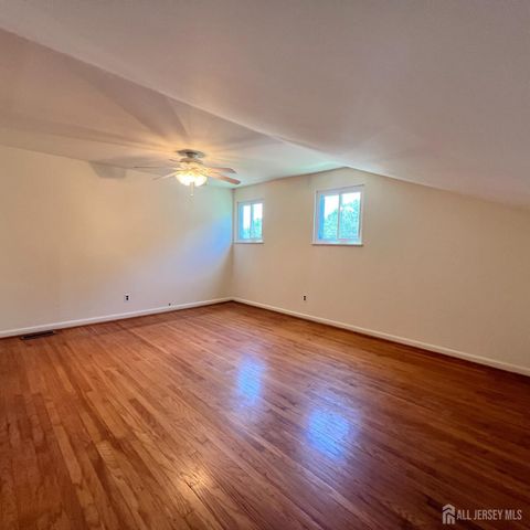 10 Charles Place, Pennsville, NJ 08070