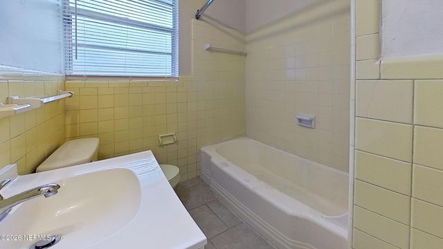 7104 WAIKIKI Road, Jacksonville, FL 32216