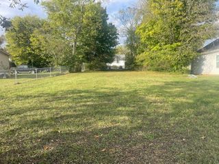 205 21st Ave, W, Springfield, TN 37172