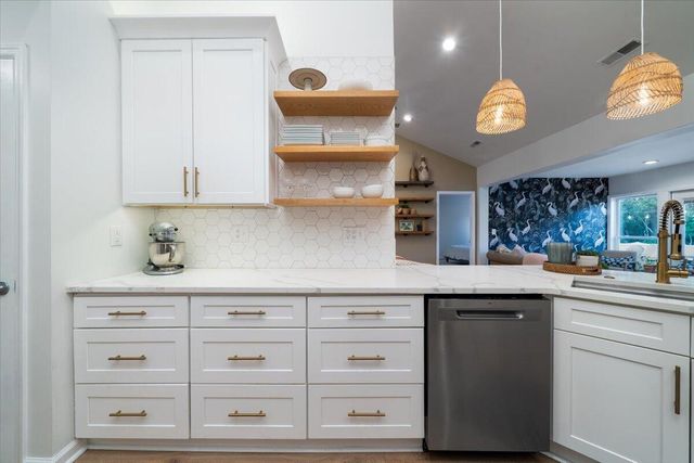 1516 Arden Court, Mount Pleasant, SC 29466