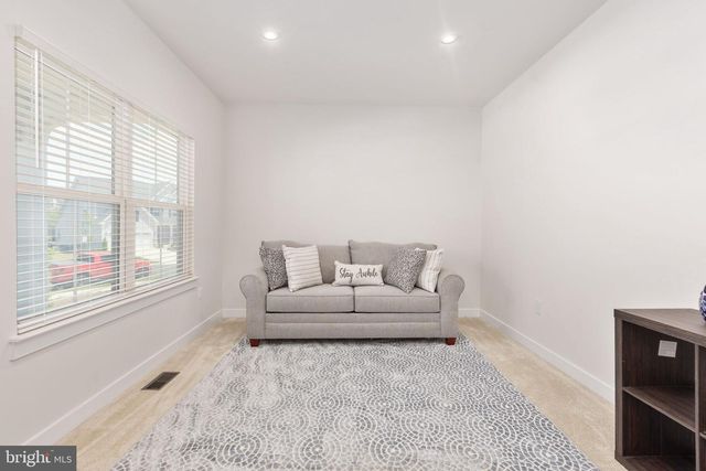 409 VANDEGRIFT RD, Stafford, VA 22554