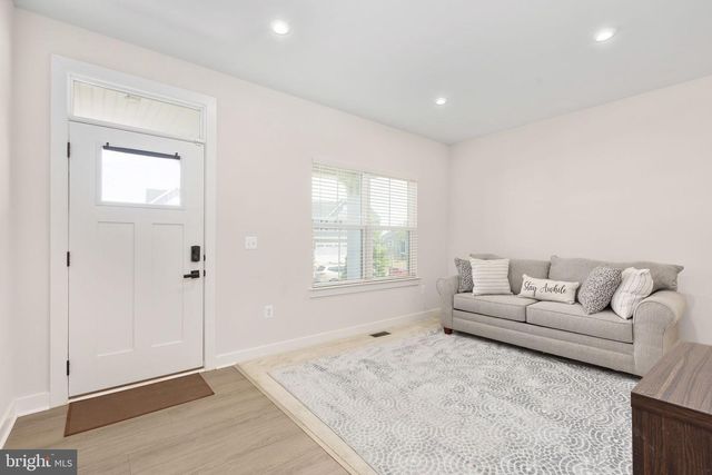 409 VANDEGRIFT RD, Stafford, VA 22554