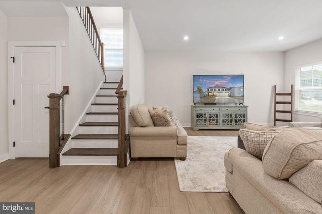 409 VANDEGRIFT RD, Stafford, VA 22554
