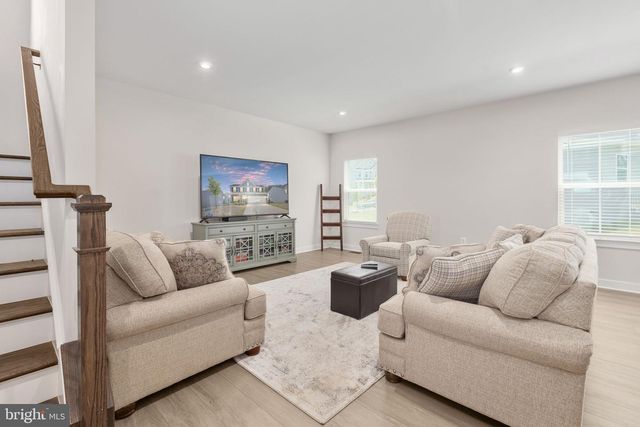 409 VANDEGRIFT RD, Stafford, VA 22554