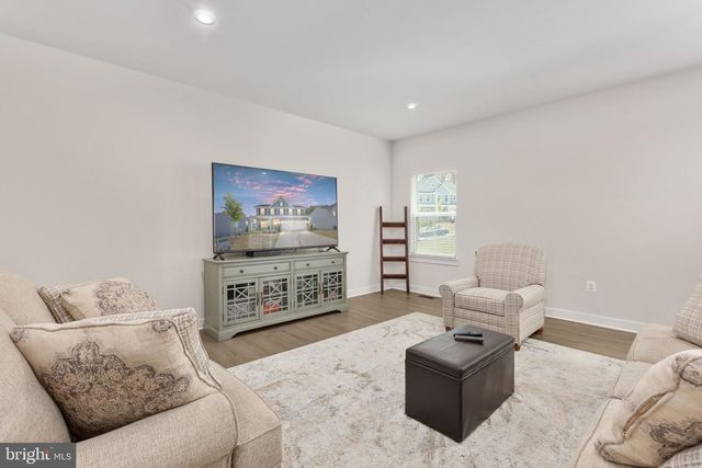 409 VANDEGRIFT RD, Stafford, VA 22554
