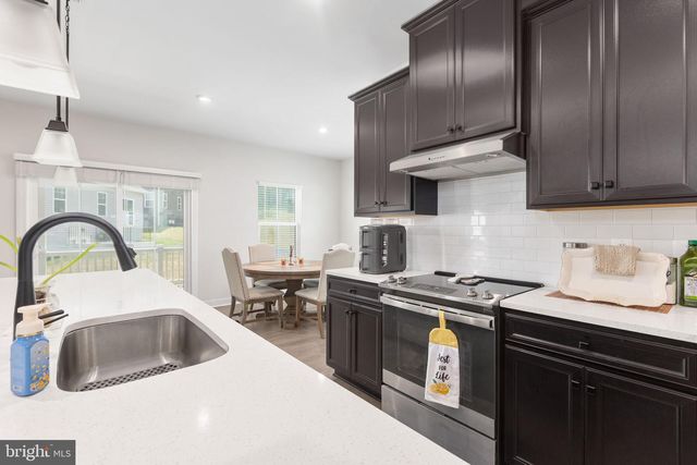 409 VANDEGRIFT RD, Stafford, VA 22554