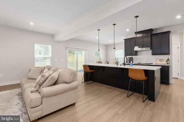 409 VANDEGRIFT RD, Stafford, VA 22554