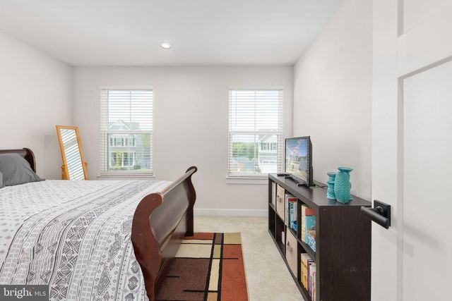 409 VANDEGRIFT RD, Stafford, VA 22554