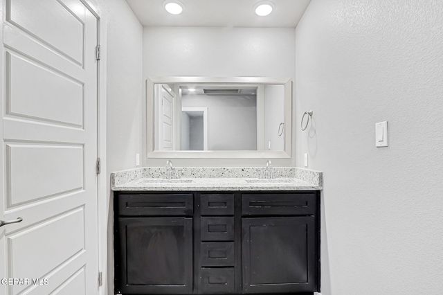 2853 TIERRA GARDEN Drive, El Paso, TX 79938