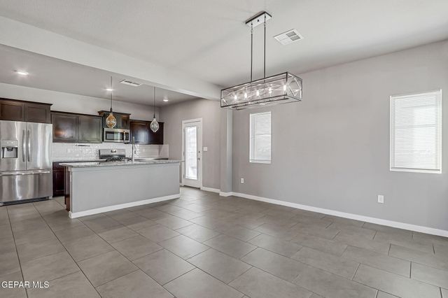 2853 TIERRA GARDEN Drive, El Paso, TX 79938