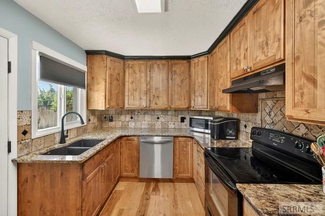 230 E Shelley Street, Idaho Falls, ID 83402