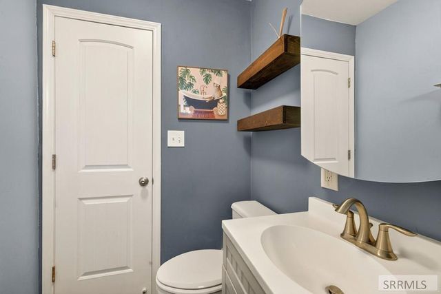 230 E Shelley Street, Idaho Falls, ID 83402