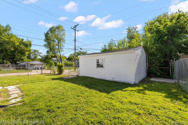 1986 Romeo Street, Ferndale, MI 48220