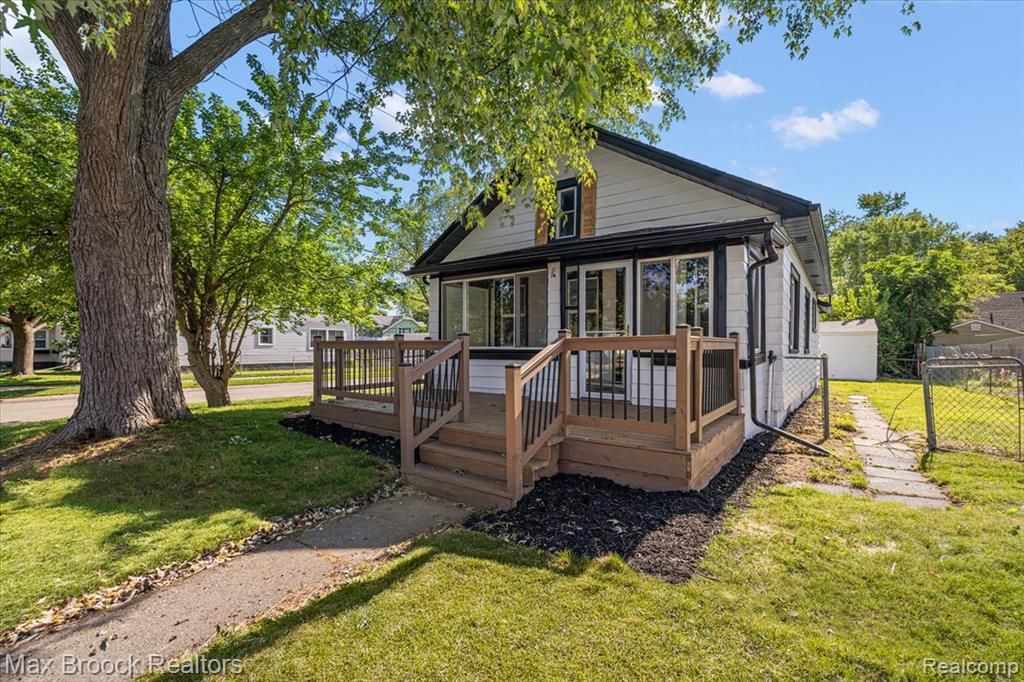 1986 Romeo Street, Ferndale, MI 48220