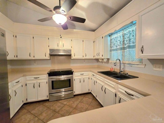 1787 Booth Lake Rd, Cantonment, FL 32533