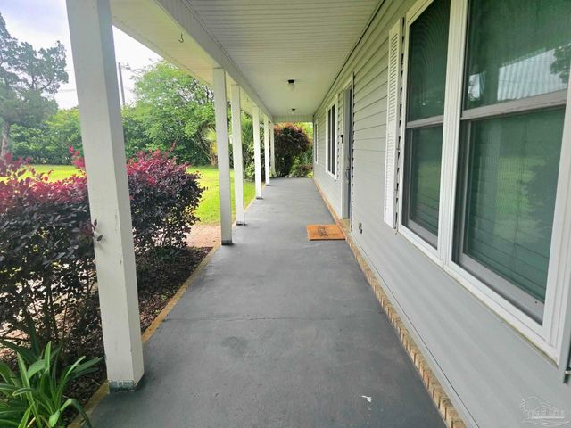 1787 Booth Lake Rd, Cantonment, FL 32533