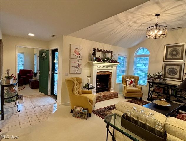 4391 Hunters Chase Lane, Wooster, OH 44691