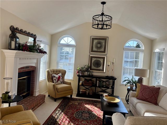 4391 Hunters Chase Lane, Wooster, OH 44691