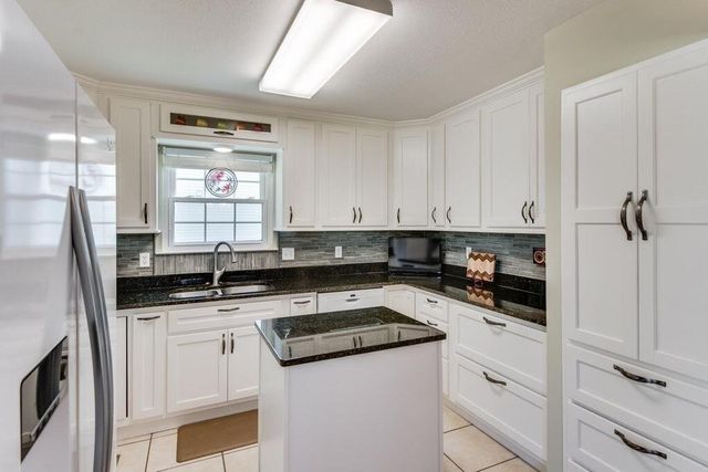 8557 Flowerdale Drive, Chattanooga, TN 37421