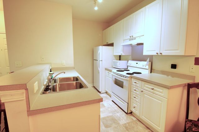 1303 Grove Park Drive, Charleston, SC 29414