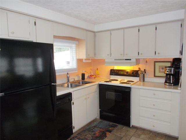 6583 HIKINA DRIVE, North Port, FL 34287