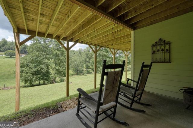 105 Evergreen Road, Hiawassee, GA 30546