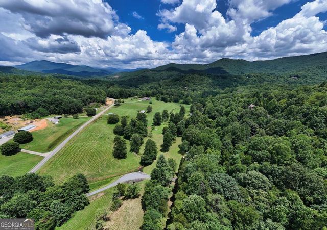 105 Evergreen Road, Hiawassee, GA 30546