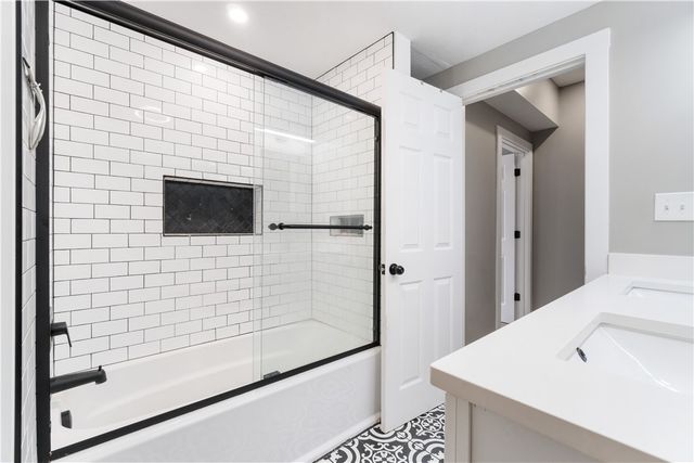 909 McCandless, Lawrenceville, PA 15201