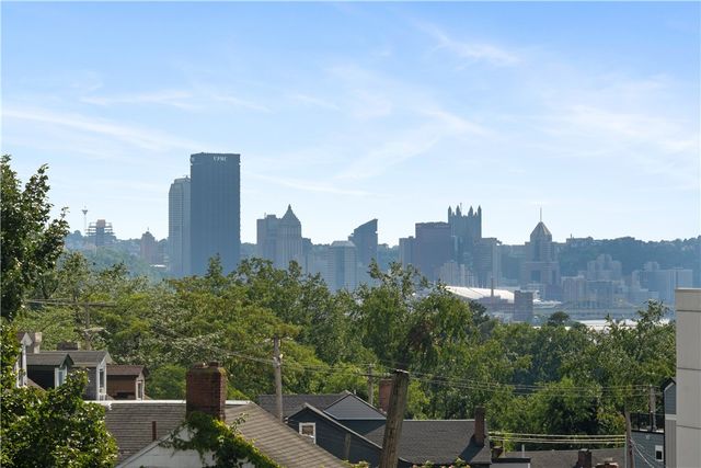 909 McCandless, Lawrenceville, PA 15201