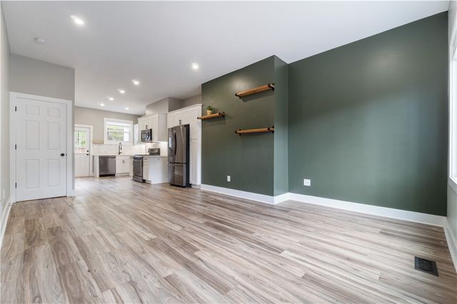 909 McCandless, Lawrenceville, PA 15201