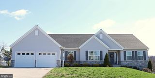 613 RISHEL DR #T, York, PA 17406