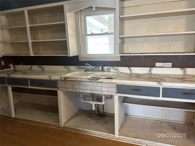 1521 N 10th Avenue, Durant, OK 74701