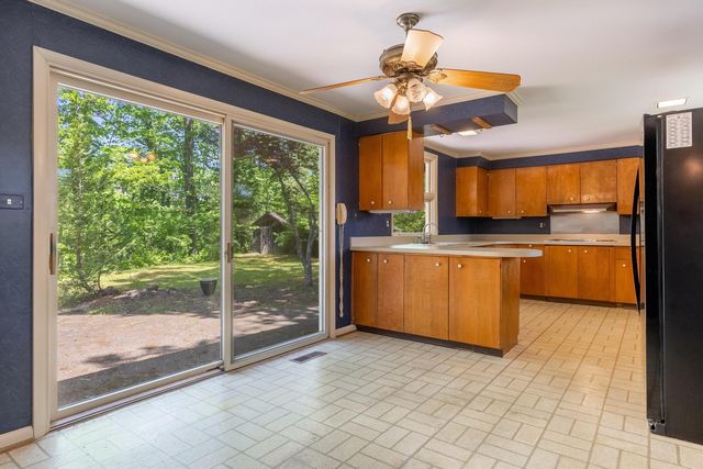 105 Riverpoint Road, Signal Mountain, TN 37377
