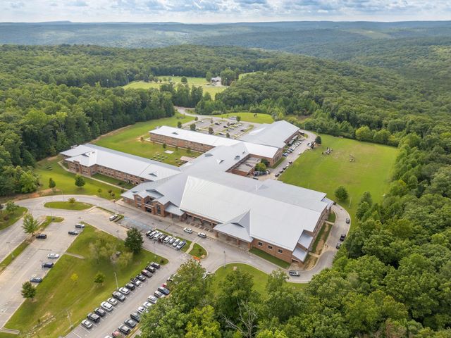 105 Riverpoint Road, Signal Mountain, TN 37377