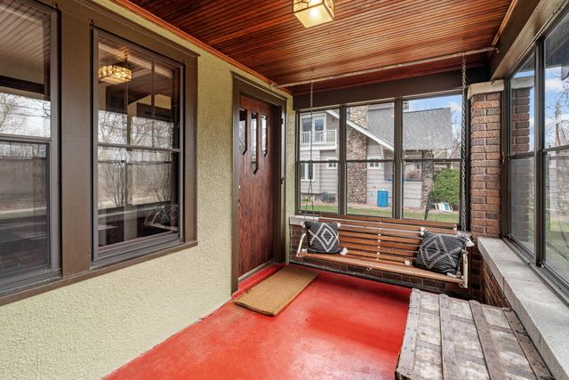 1369 Hamline Avenue N, Saint Paul, MN 55108