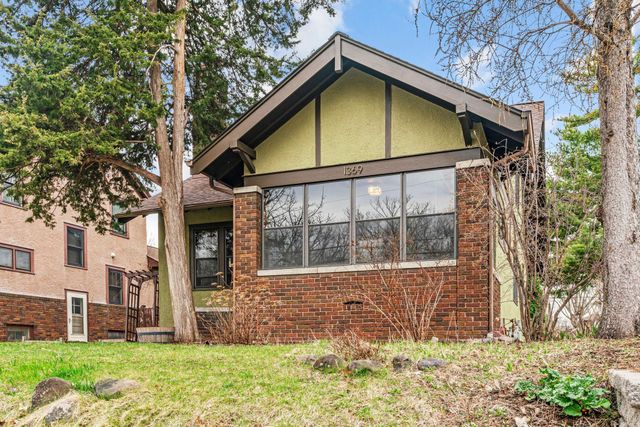 1369 Hamline Avenue N, Saint Paul, MN 55108