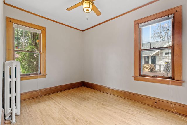 1369 Hamline Avenue N, Saint Paul, MN 55108