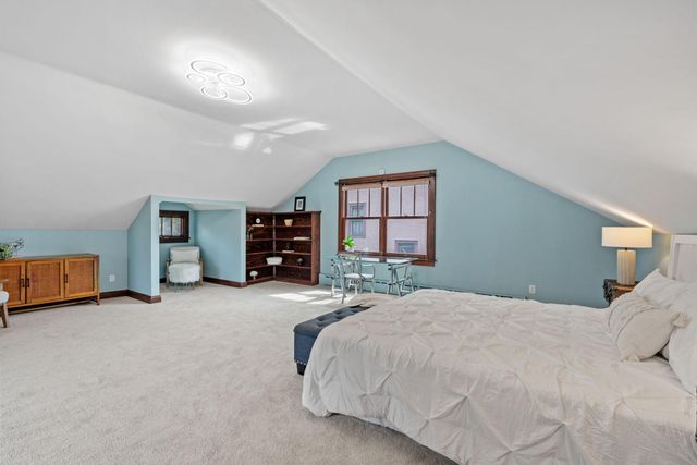 1369 Hamline Avenue N, Saint Paul, MN 55108