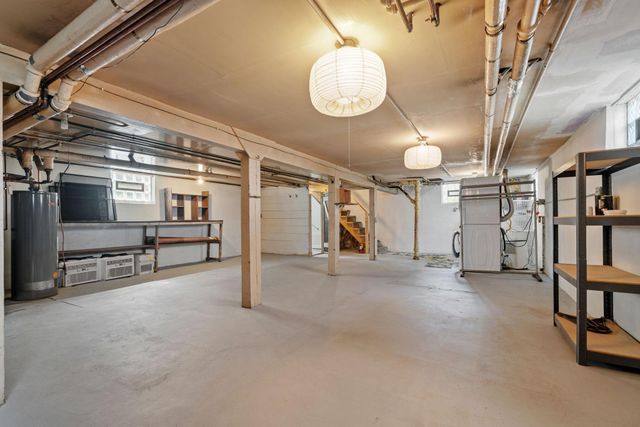 1369 Hamline Avenue N, Saint Paul, MN 55108