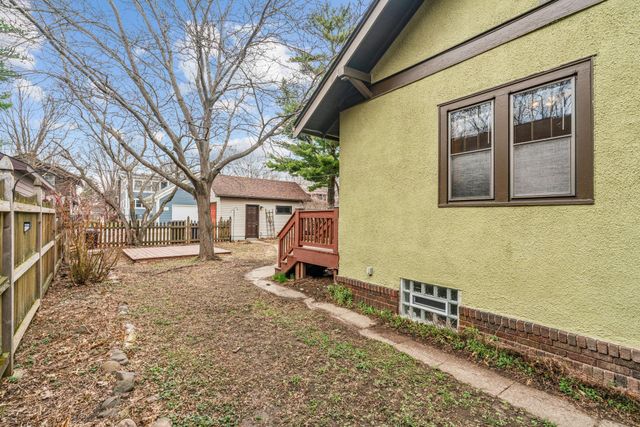 1369 Hamline Avenue N, Saint Paul, MN 55108